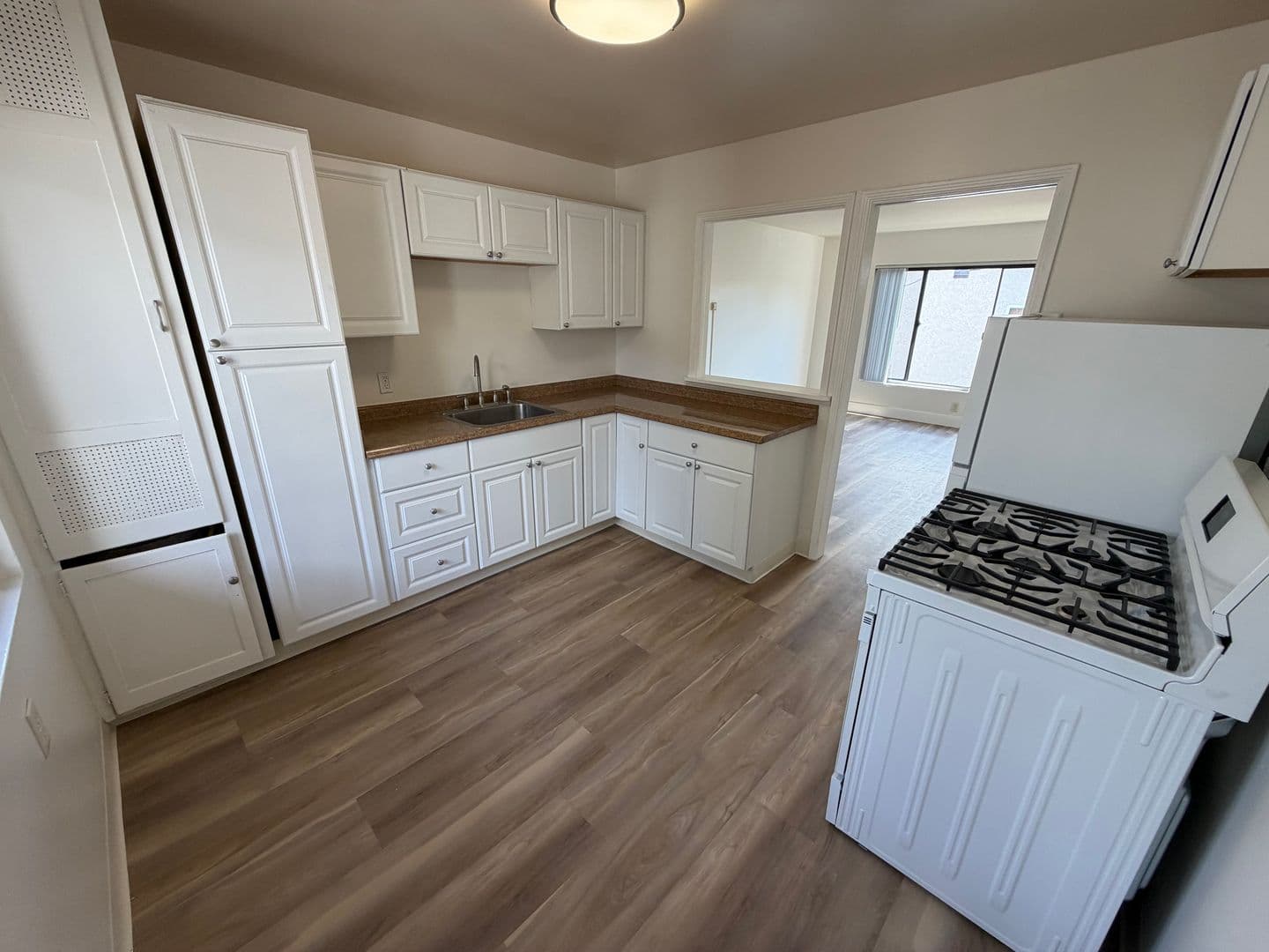 SAN DIEGO Apartment: 3132-3146 MACAULAY STREET