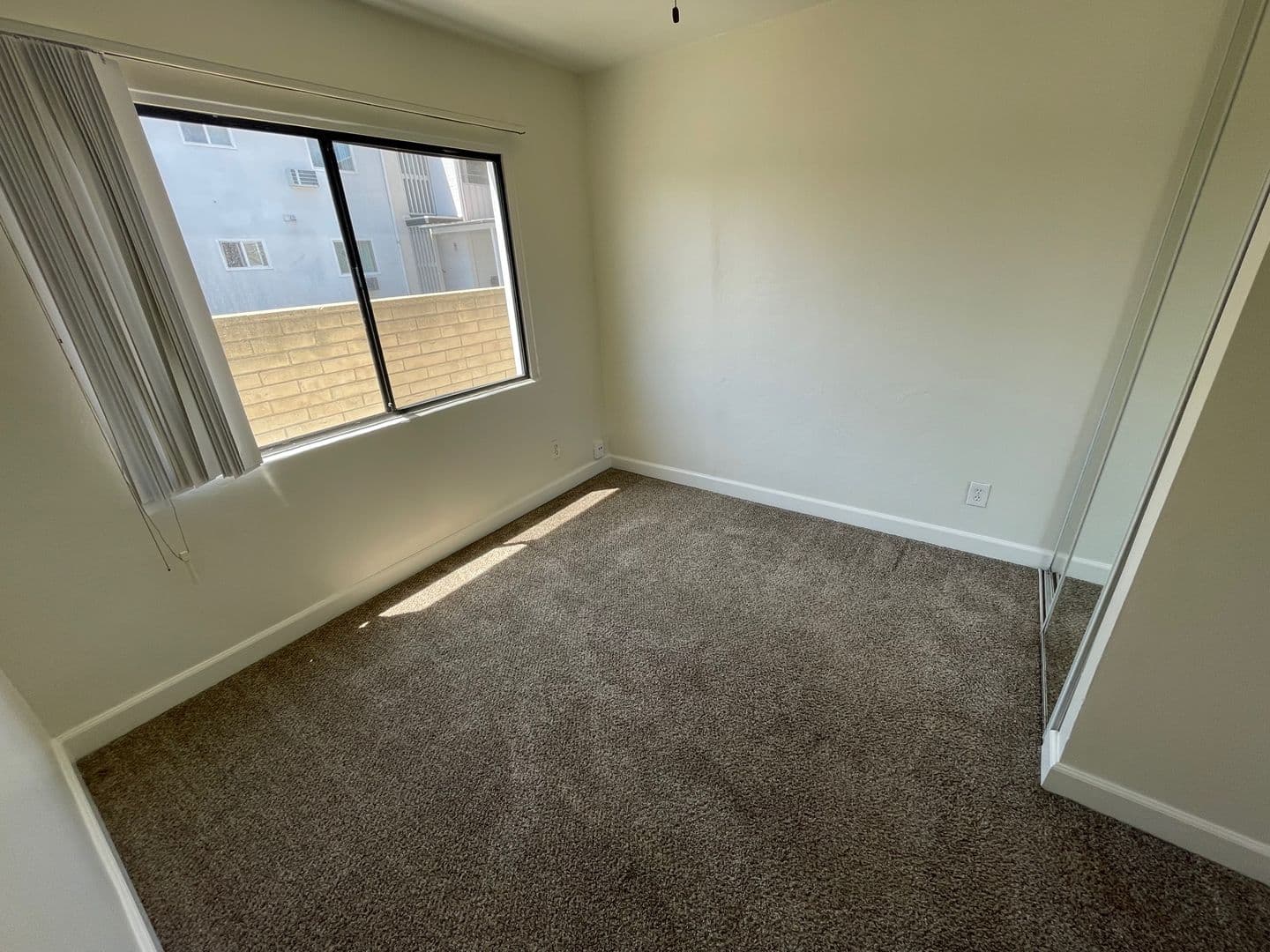 SAN DIEGO Apartment: 1518-1540 ROSECRANS & 3015-3025 INGELOW STREET