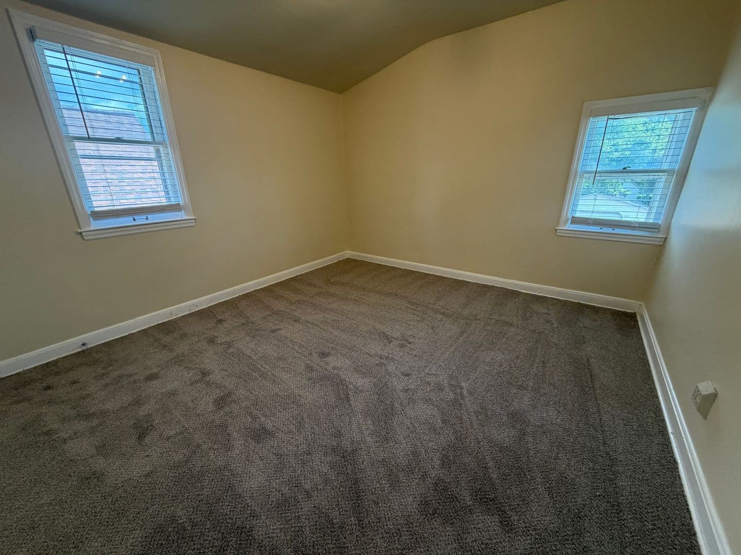 Milwaukee Apartment: 4134 N 50th Street