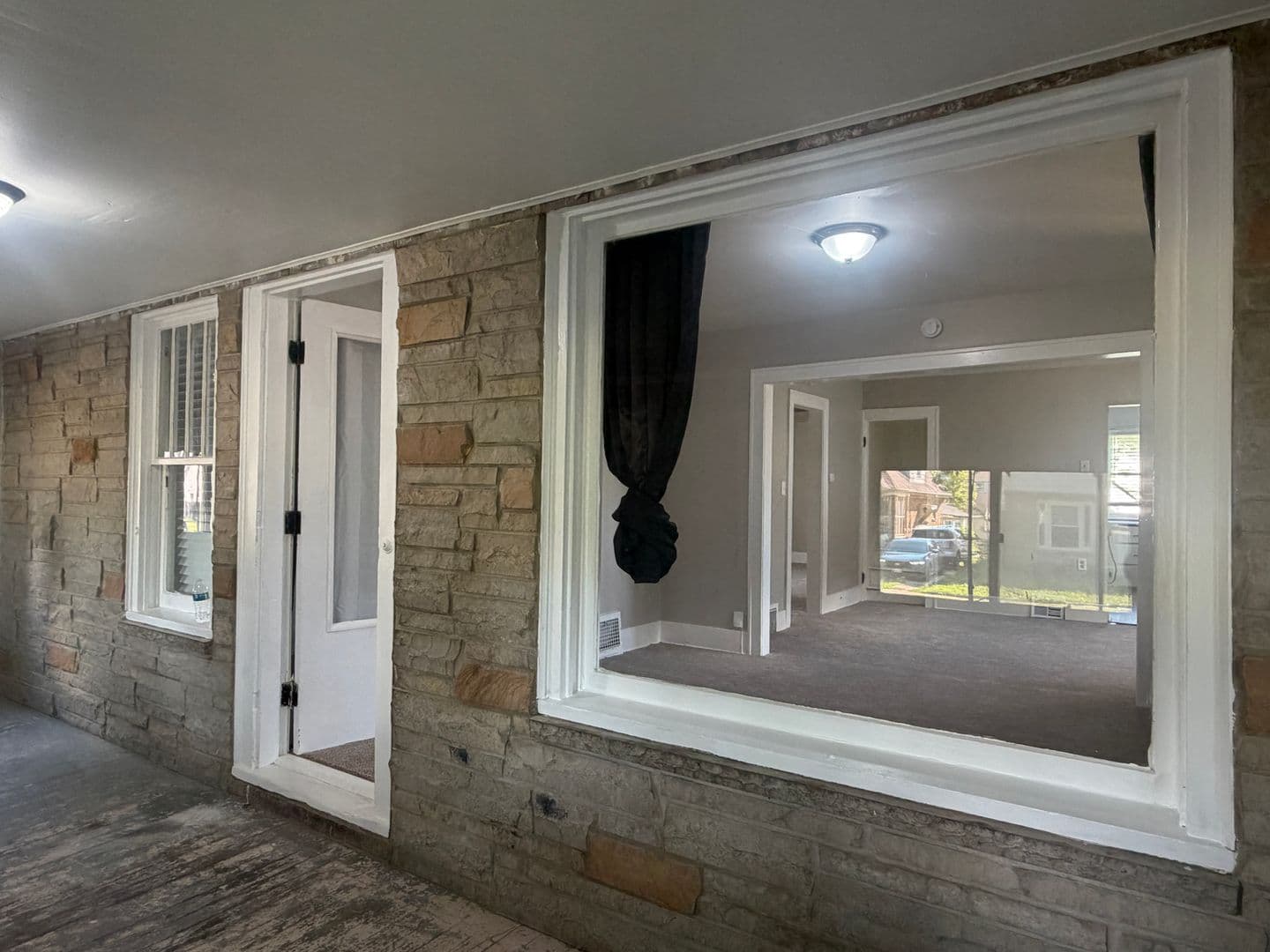 Milwaukee Apartment: 4134 N 50th Street
