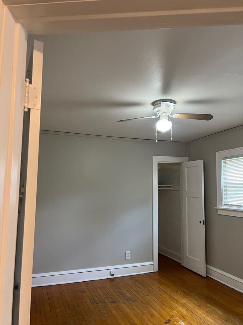 Milwaukee Apartment: 5328 N 35th St