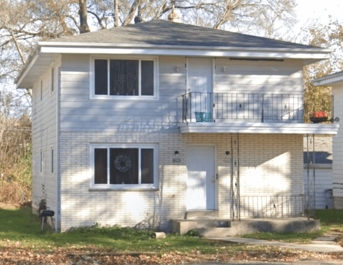 Milwaukee Apartment: 6408 N 58th St