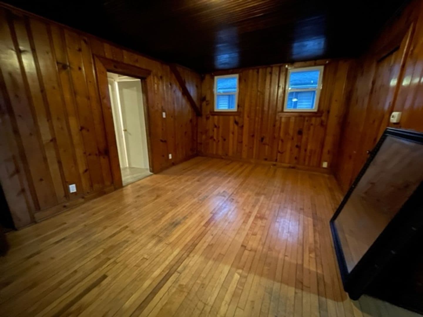 Milwaukee Apartment: 4115 N 6th St