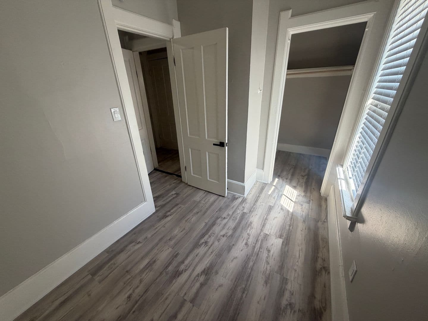 Milwaukee Apartment: 338 W Reservoir Ave