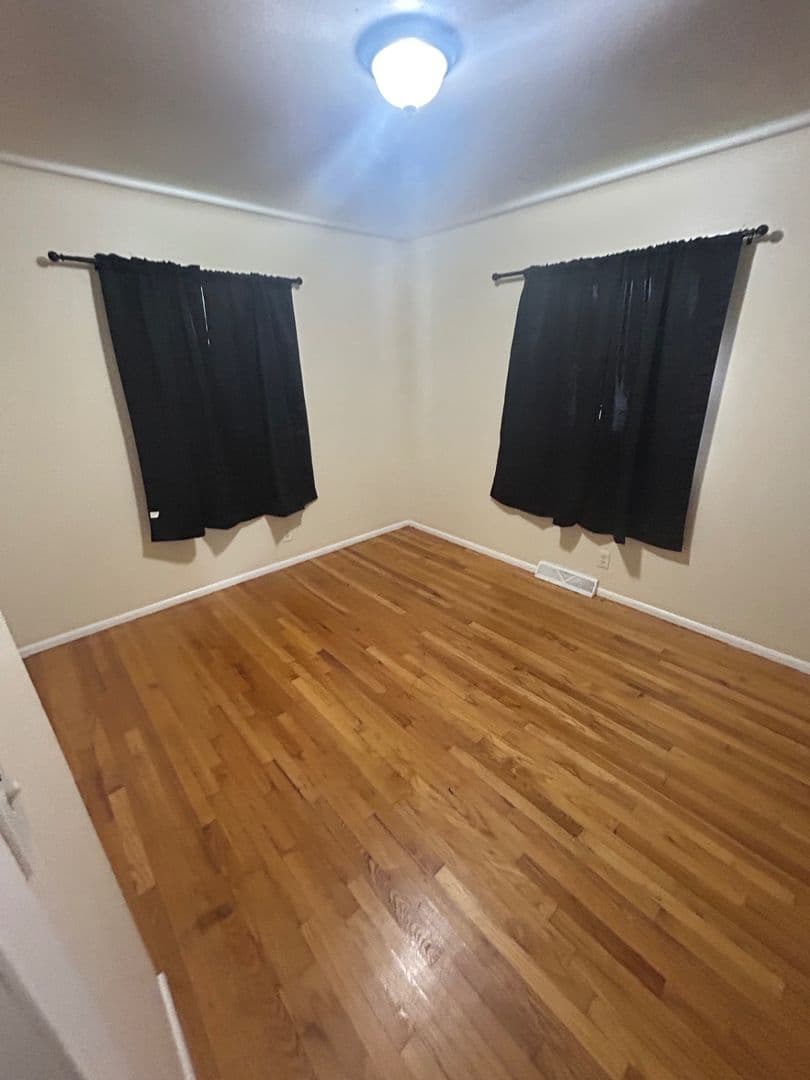 Milwaukee Apartment: 6408 N 58th St