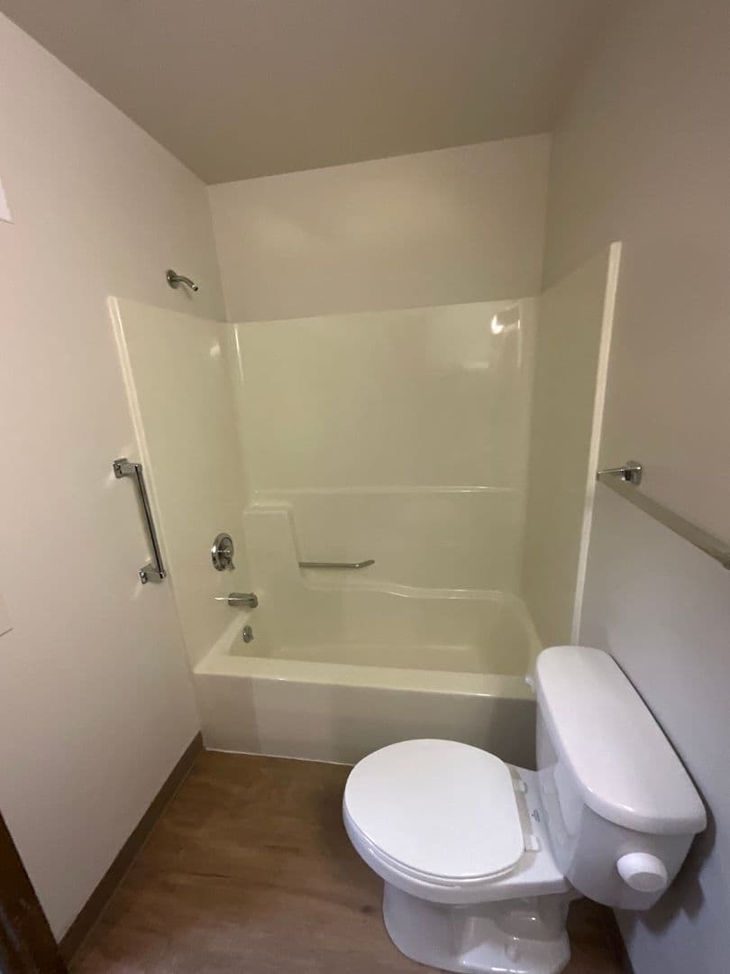 Kewaskum Apartment: 1038 Fond du Lac Ave