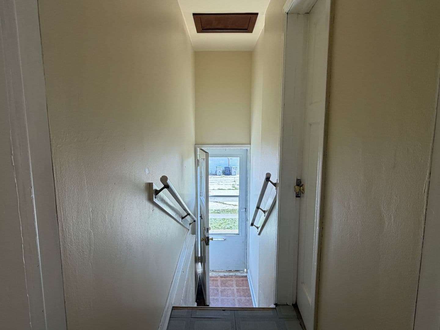 Milwaukee Apartment: 4134 N 50th Street