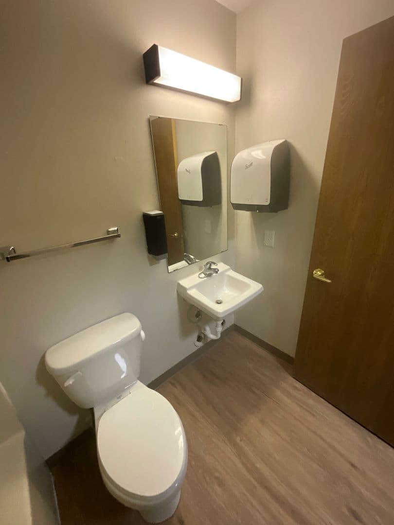 Kewaskum Apartment: 1038 Fond du Lac Ave