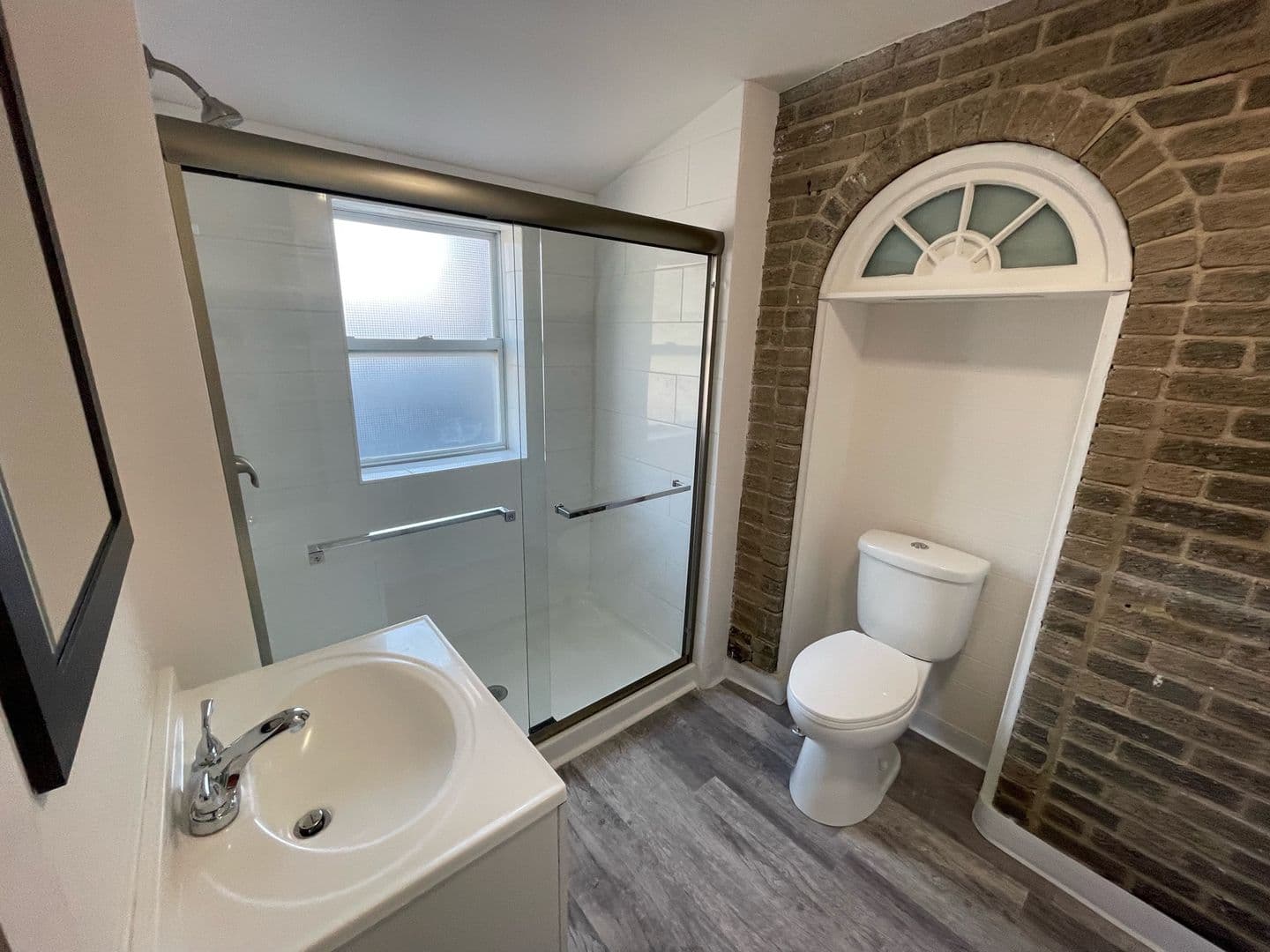 Milwaukee Apartment: 4630 W North Ave