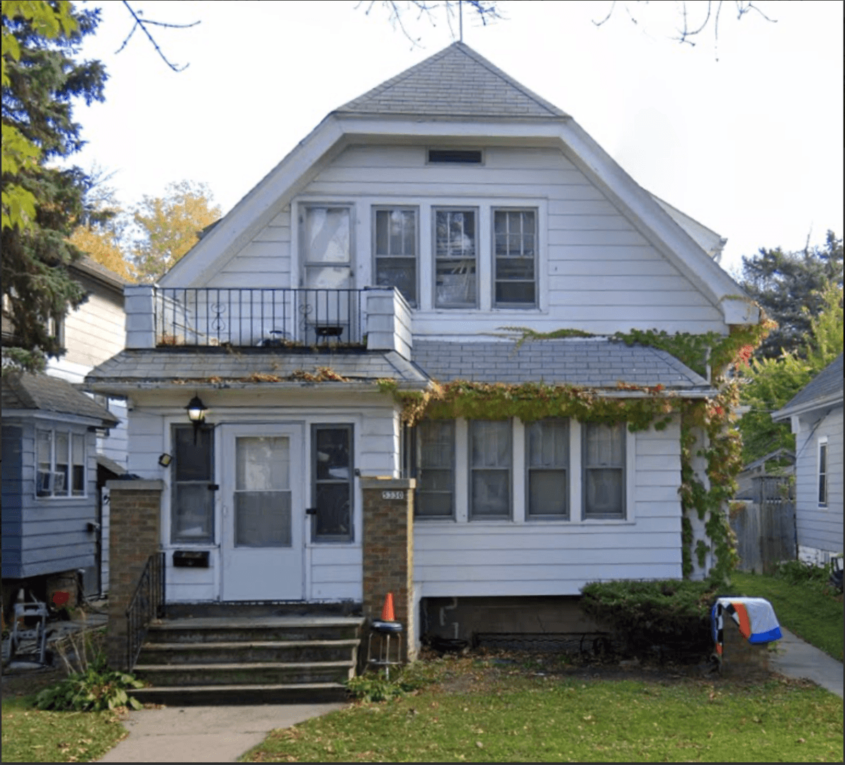 Milwaukee Apartment: 5330 N 39th St