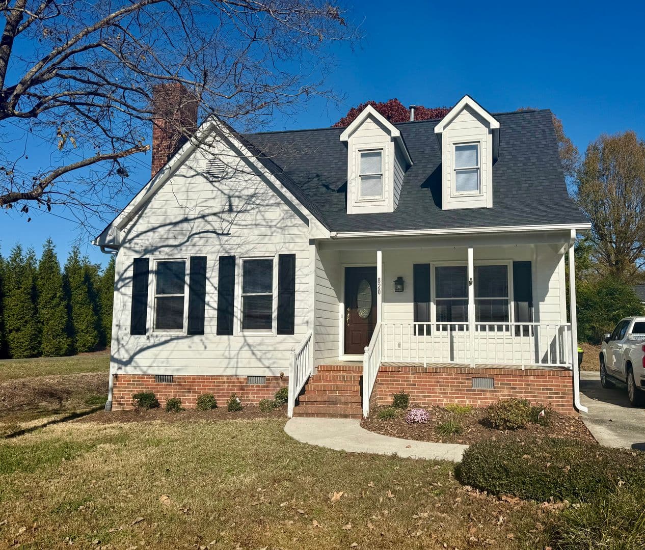 Elon House: 820 Westwood Dr