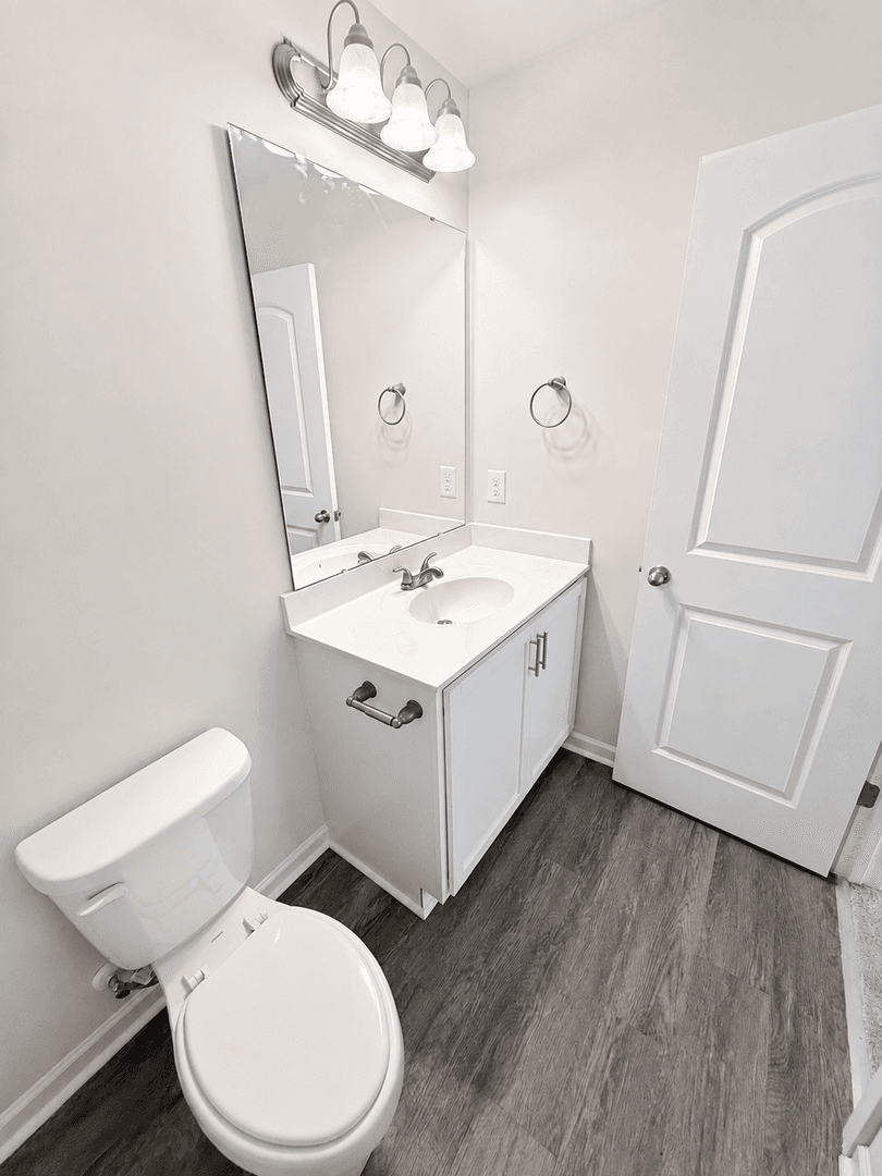 Whitsett Townhome: 1108 Brooksridge Way