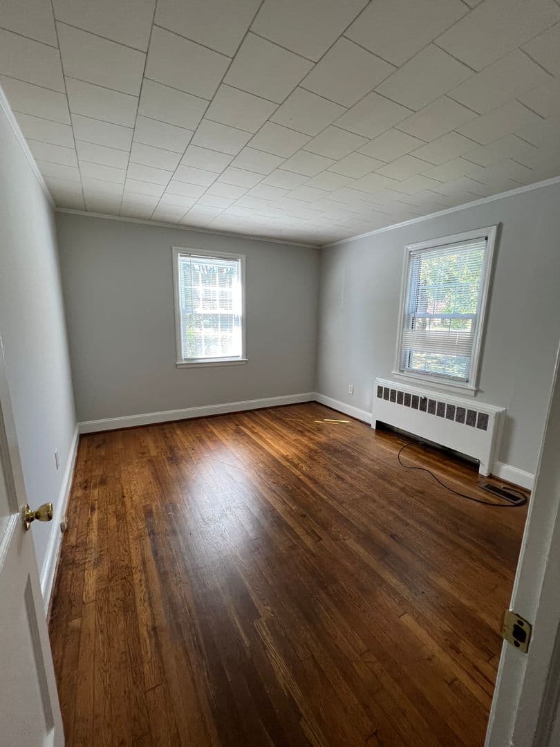 Graham Apartment: 515 N. MAIN STREET #1-4