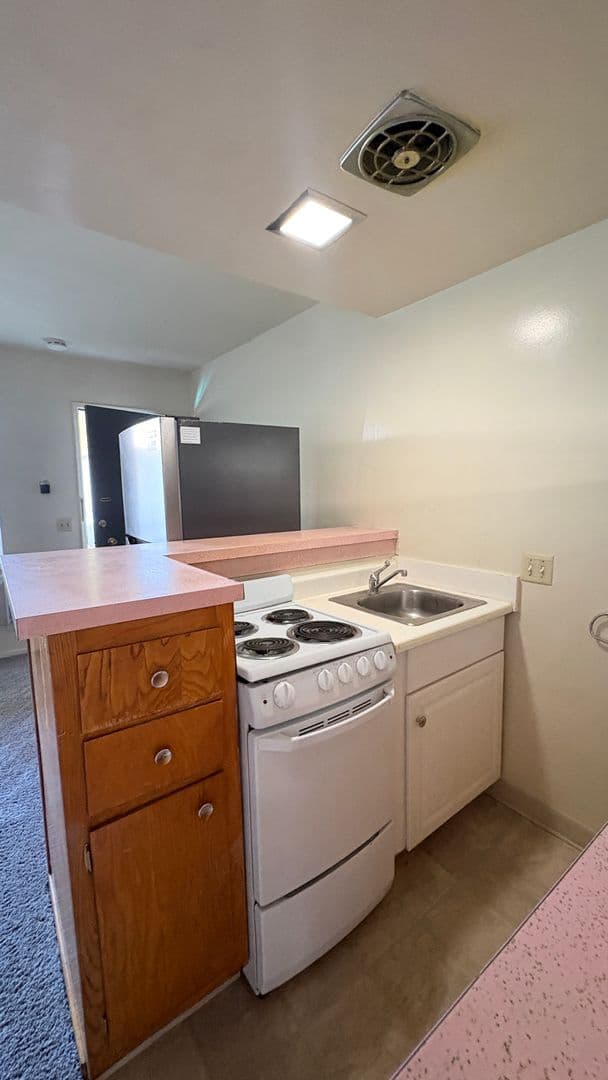 Temple City Apartment: 5931 Cloverly Ave