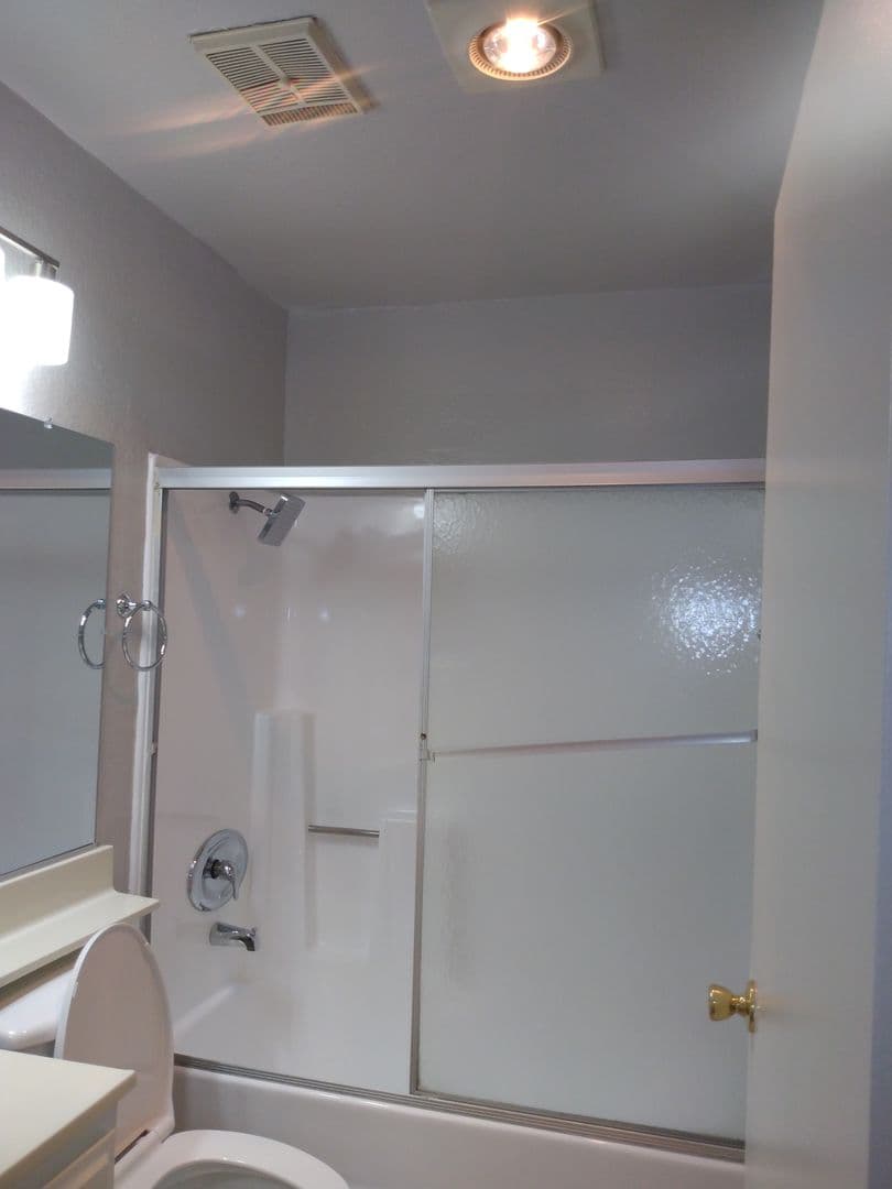 Panorama City Apartment: 9205 Van Nuys Boulevard