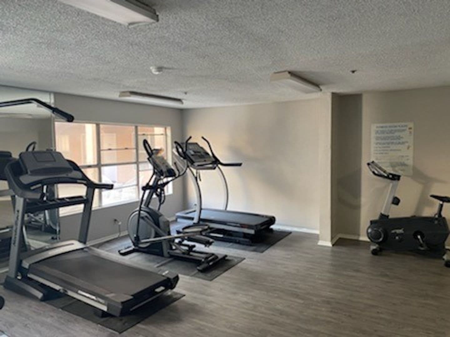 Los Angeles Apartment: 5332 Russell Avenue