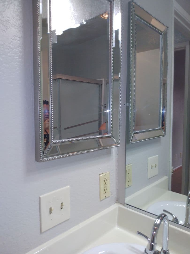 Panorama City Apartment: 9205 Van Nuys Boulevard