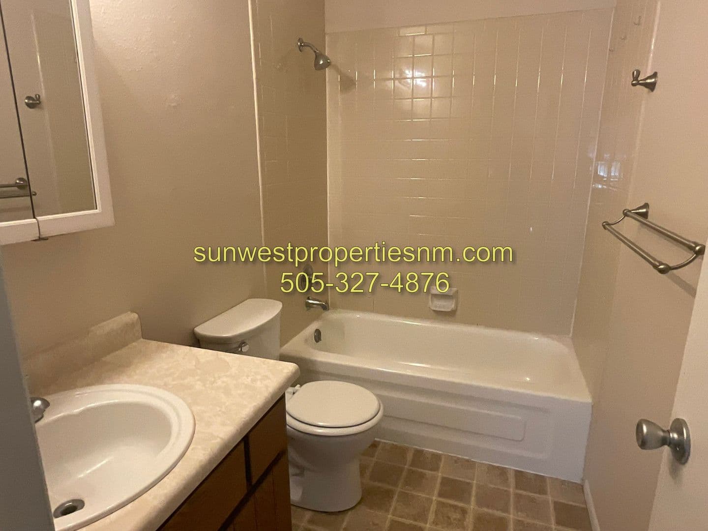 Farmington Apartment: 3706 Carlton
