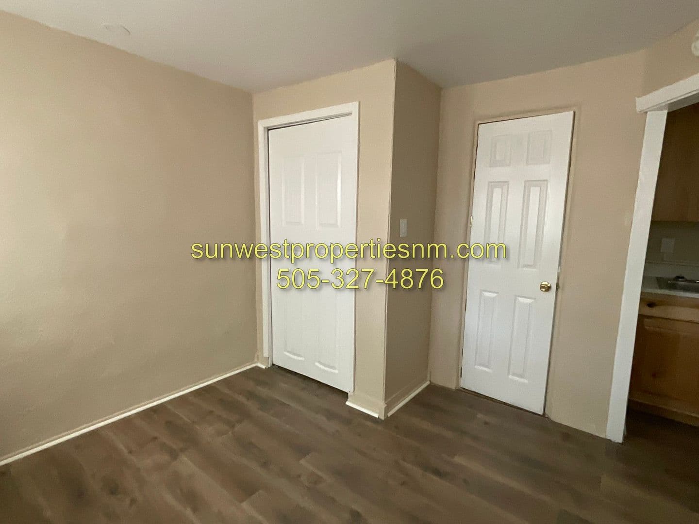 Aztec Apartment: 316 NE Aztec Blvd.