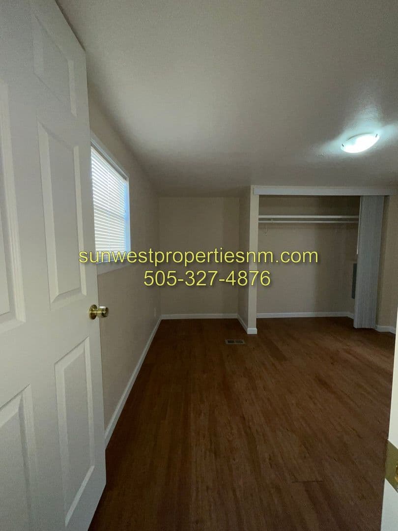 Farmington House: 1608 El Redondo Cir.