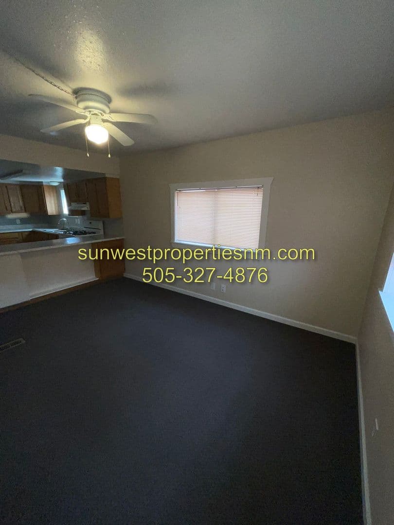 Farmington House: 1608 El Redondo Cir.