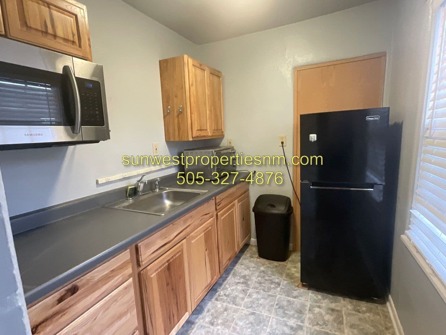 Farmington Apartment: 318 N. Monterey Ave