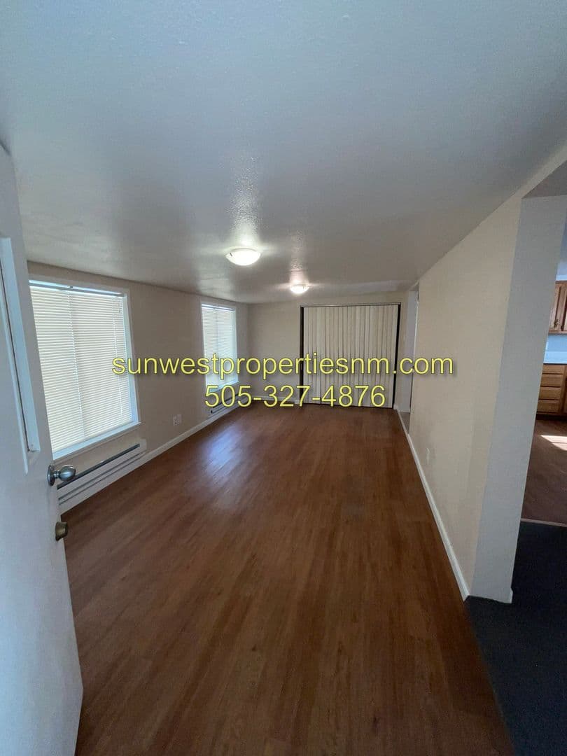 Farmington House: 1608 El Redondo Cir.