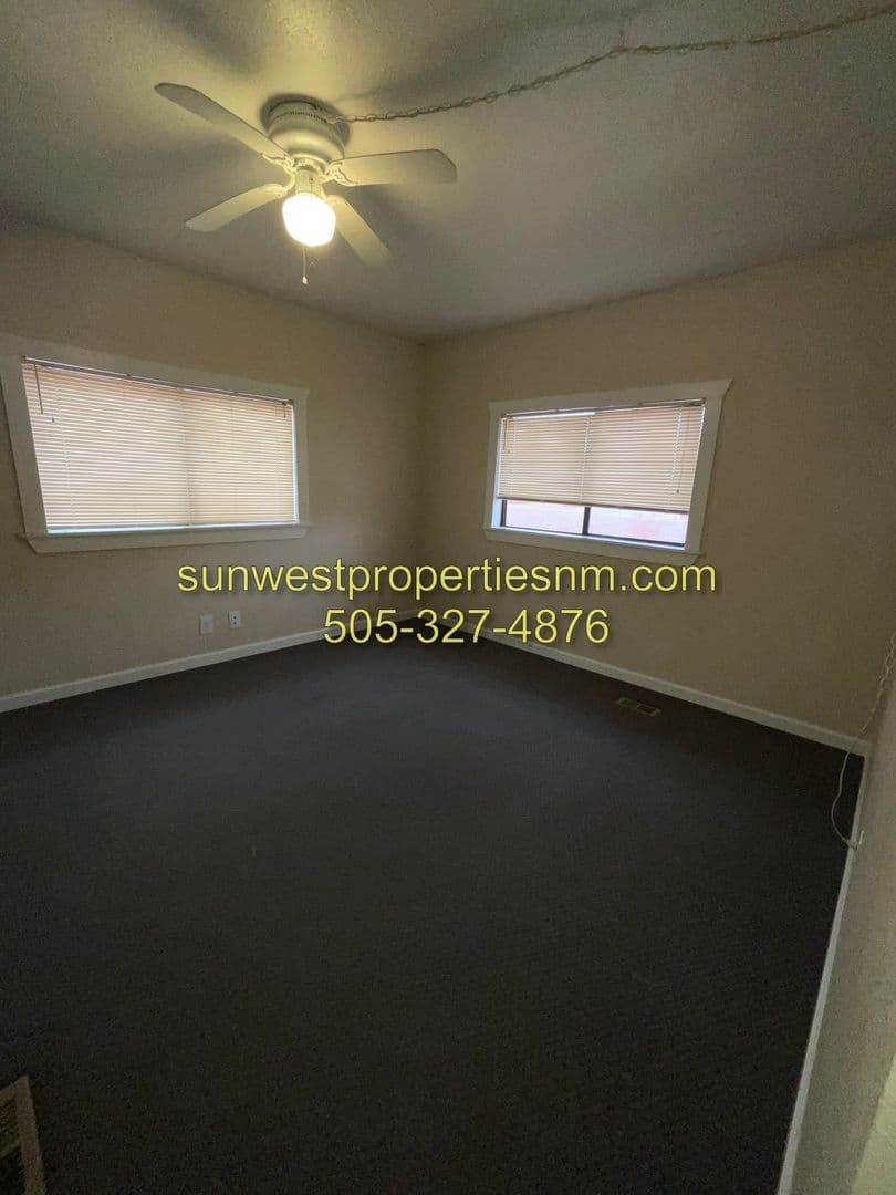 Farmington House: 1608 El Redondo Cir.