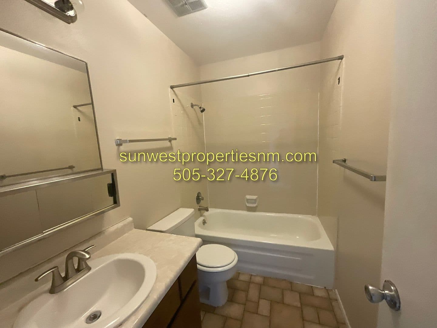 Farmington Apartment: 3706 Carlton