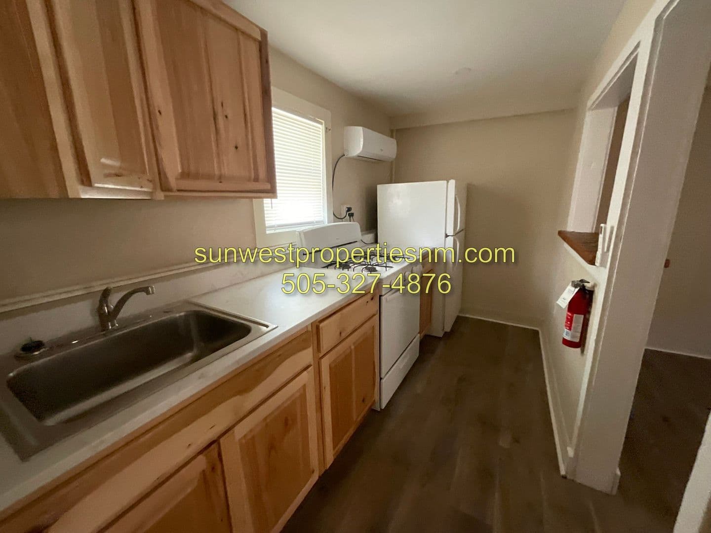 Aztec Apartment: 316 NE Aztec Blvd.