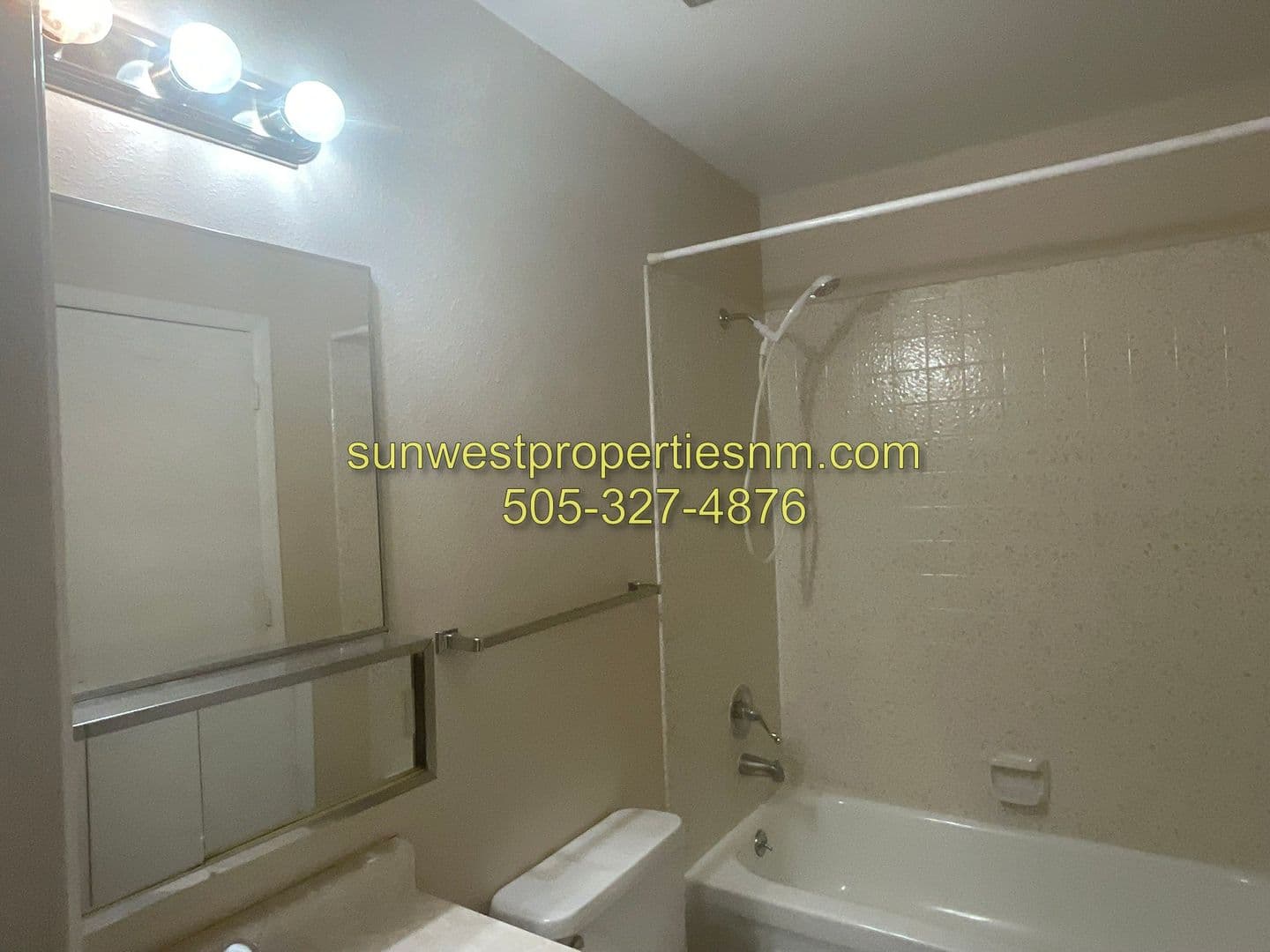 Farmington Apartment: 3701 Carlton