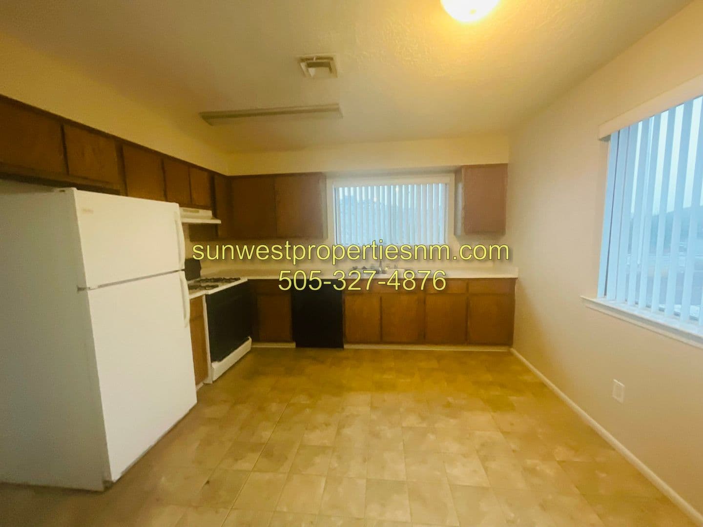 Farmington Apartment: 3701 Carlton