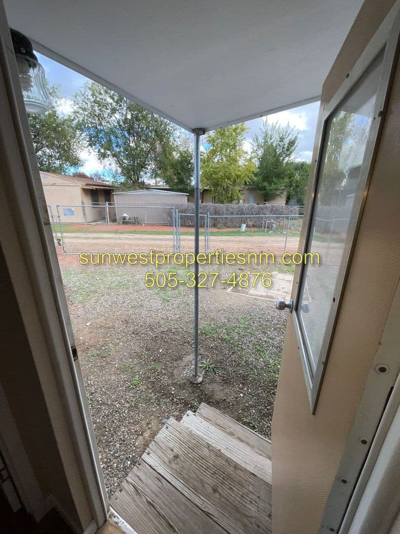 Farmington House: 1608 El Redondo Cir.