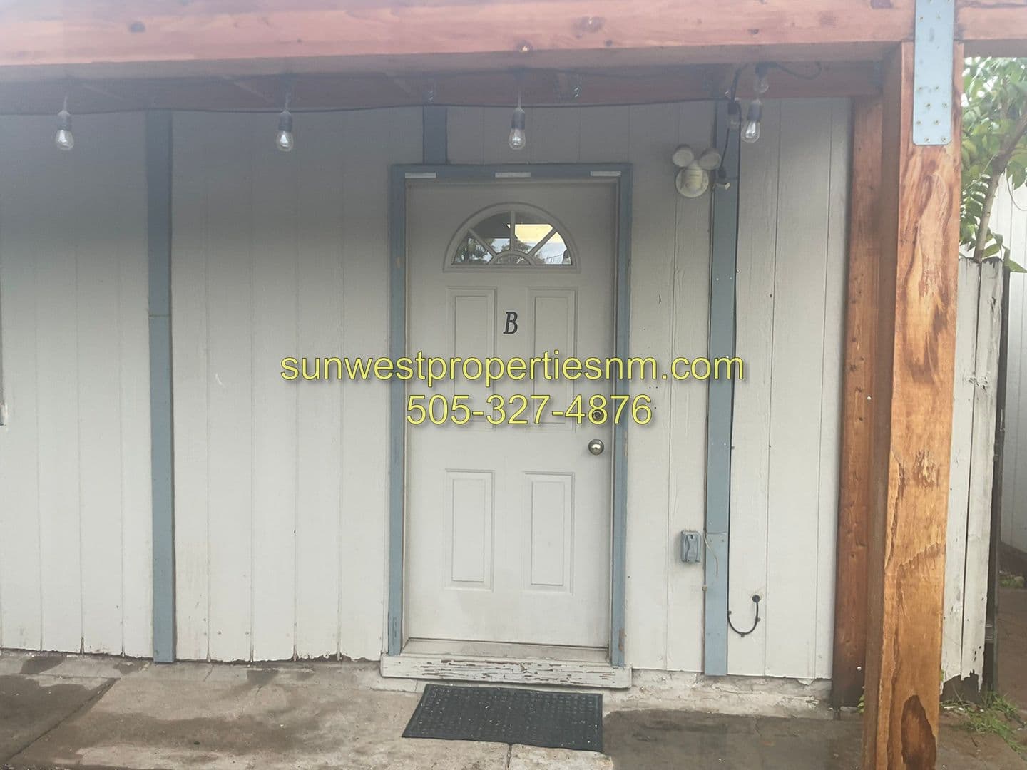 Farmington Apartment: 318 N. Monterey Ave
