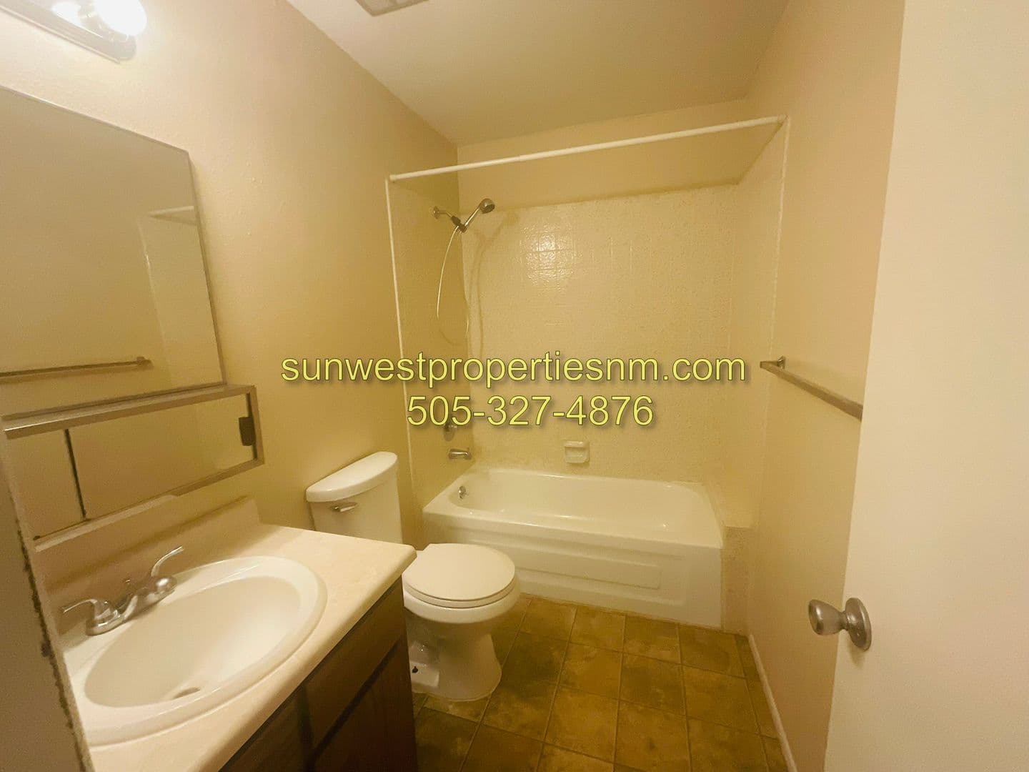 Farmington Apartment: 3701 Carlton
