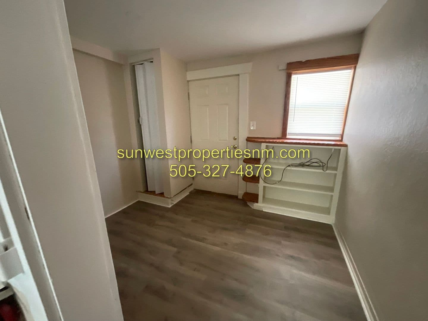 Aztec Apartment: 316 NE Aztec Blvd.