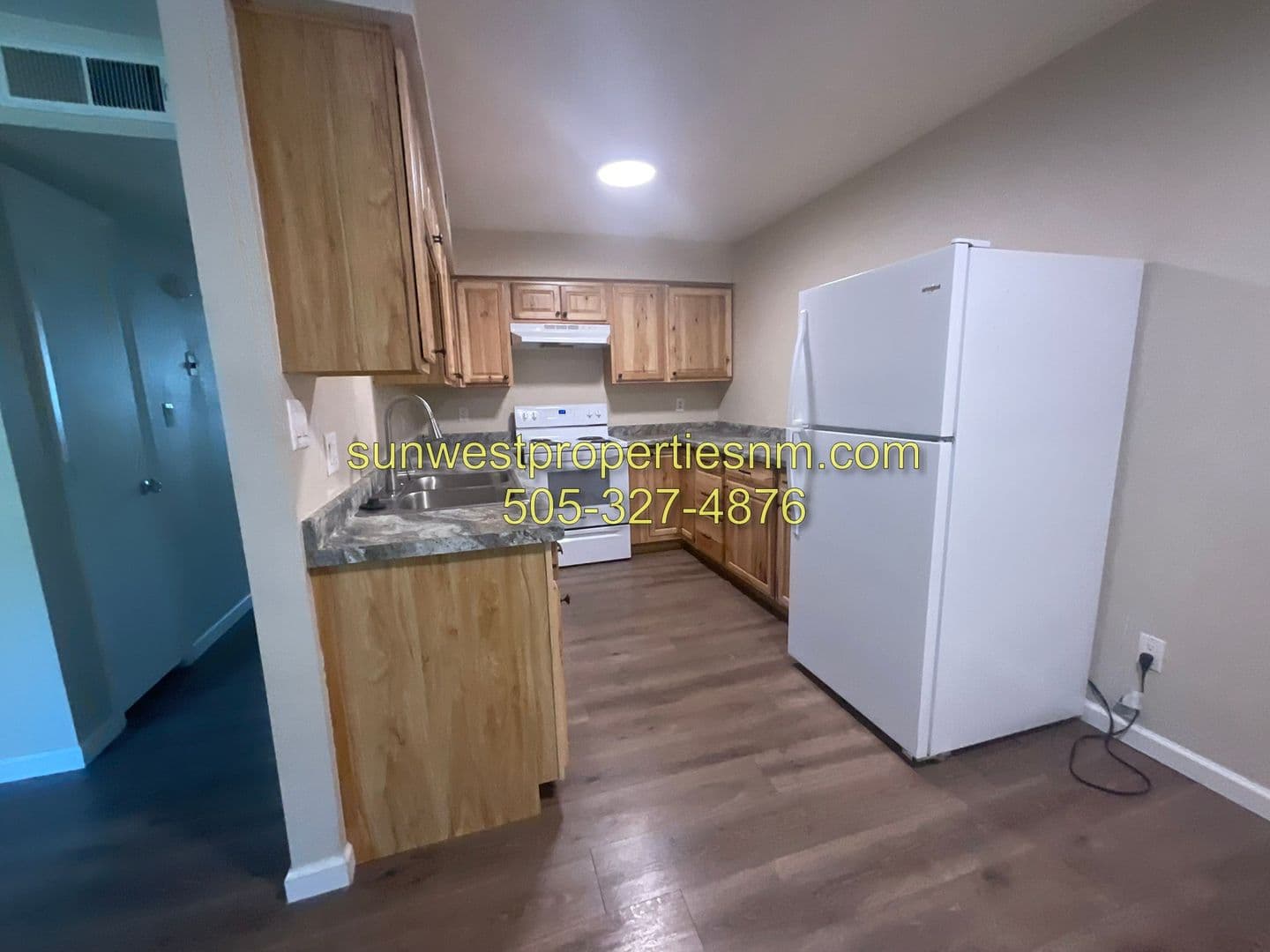 Farmington Apartment: 401 E. 18th St.