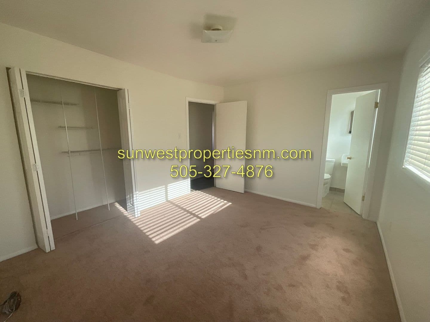 Farmington House: 3011 Edgecliff Dr.