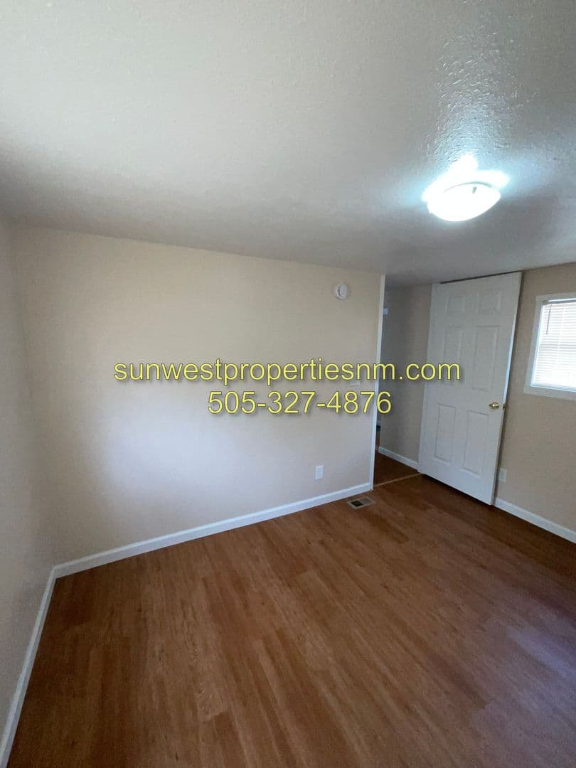 Farmington House: 1608 El Redondo Cir.