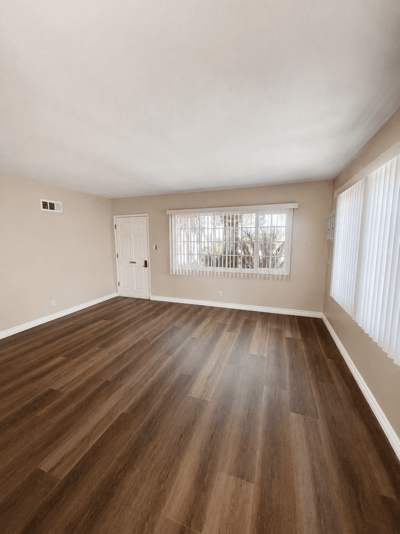 Whittier House: 13736 Cornishcrest Dr