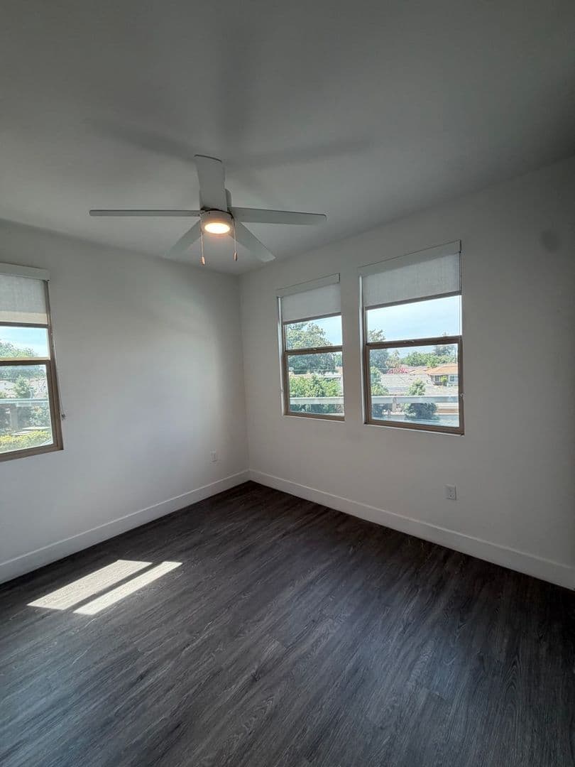 Whittier Apartment: 8115 Via Alta