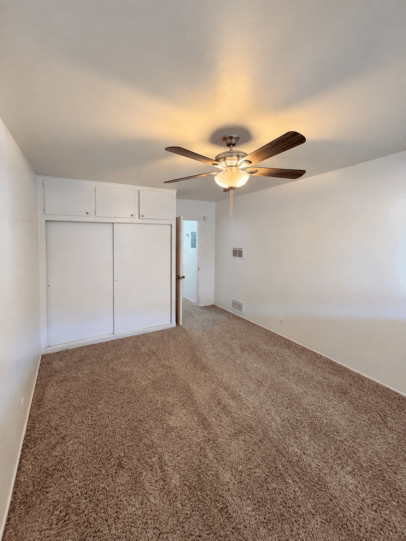 Whittier Apartment: 8366 Sargent Ave