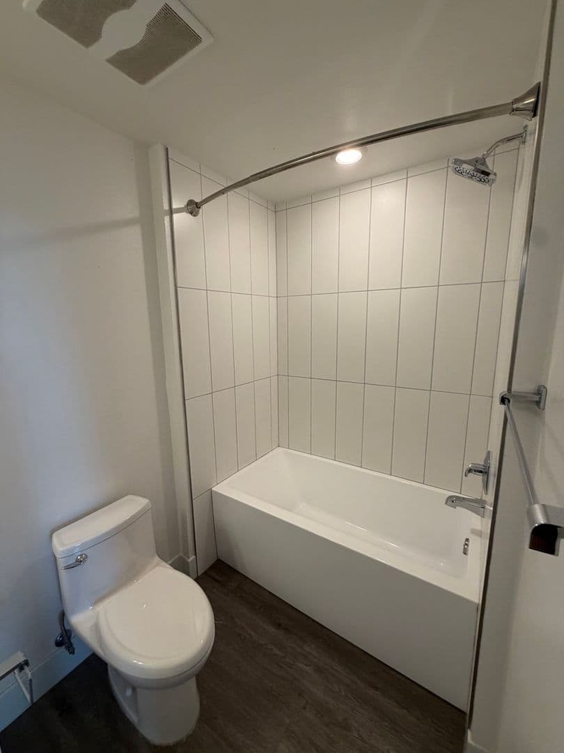 Whittier Apartment: 8115 Via Alta