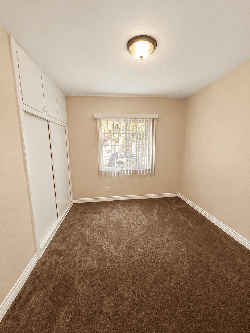 Whittier House: 13736 Cornishcrest Dr