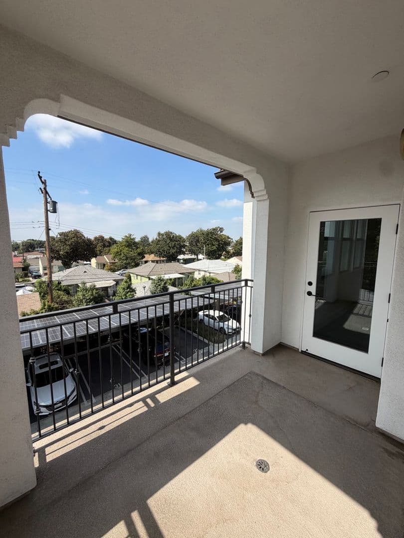 Whittier Apartment: 8115 Via Alta
