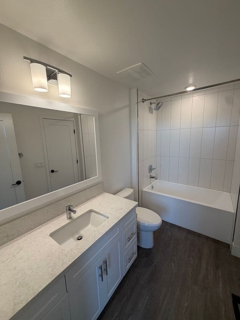 Whittier Apartment: 8115 Via Alta