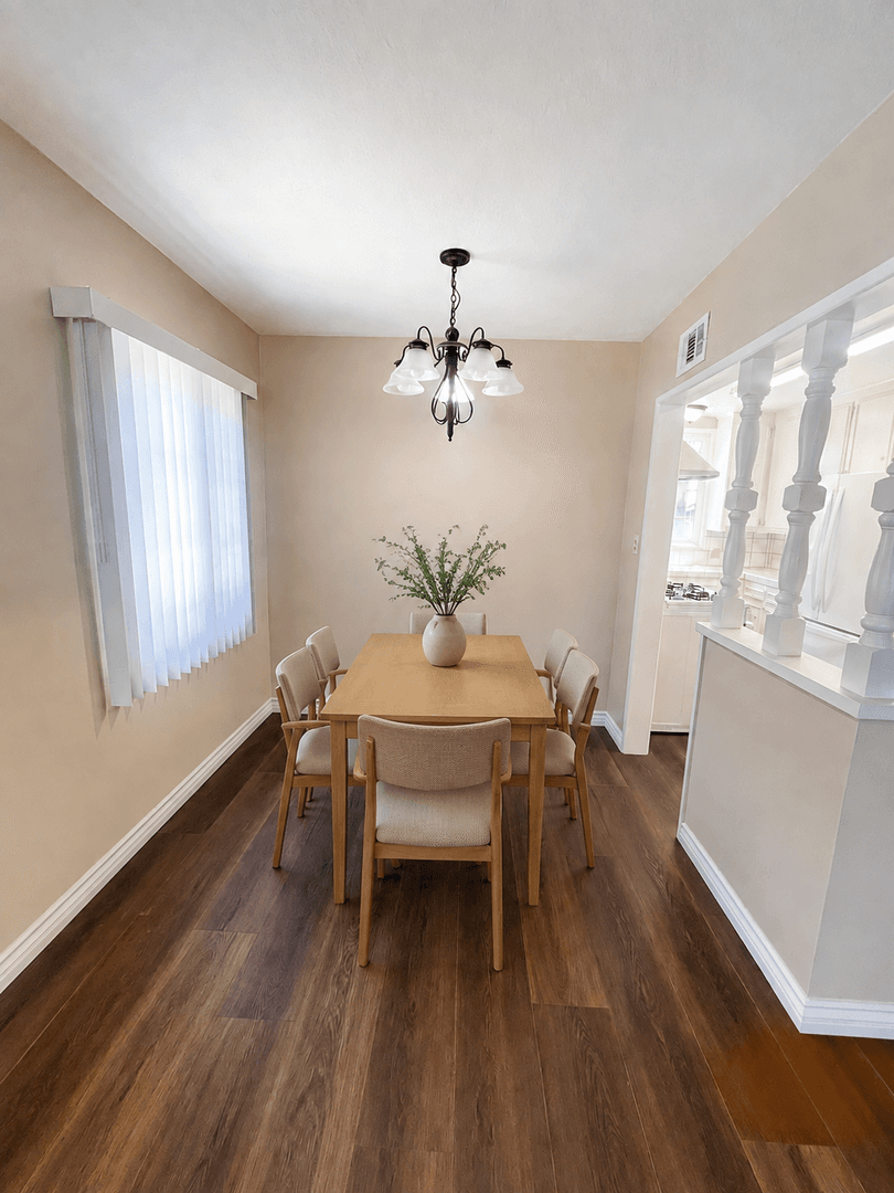Whittier House: 13736 Cornishcrest Dr