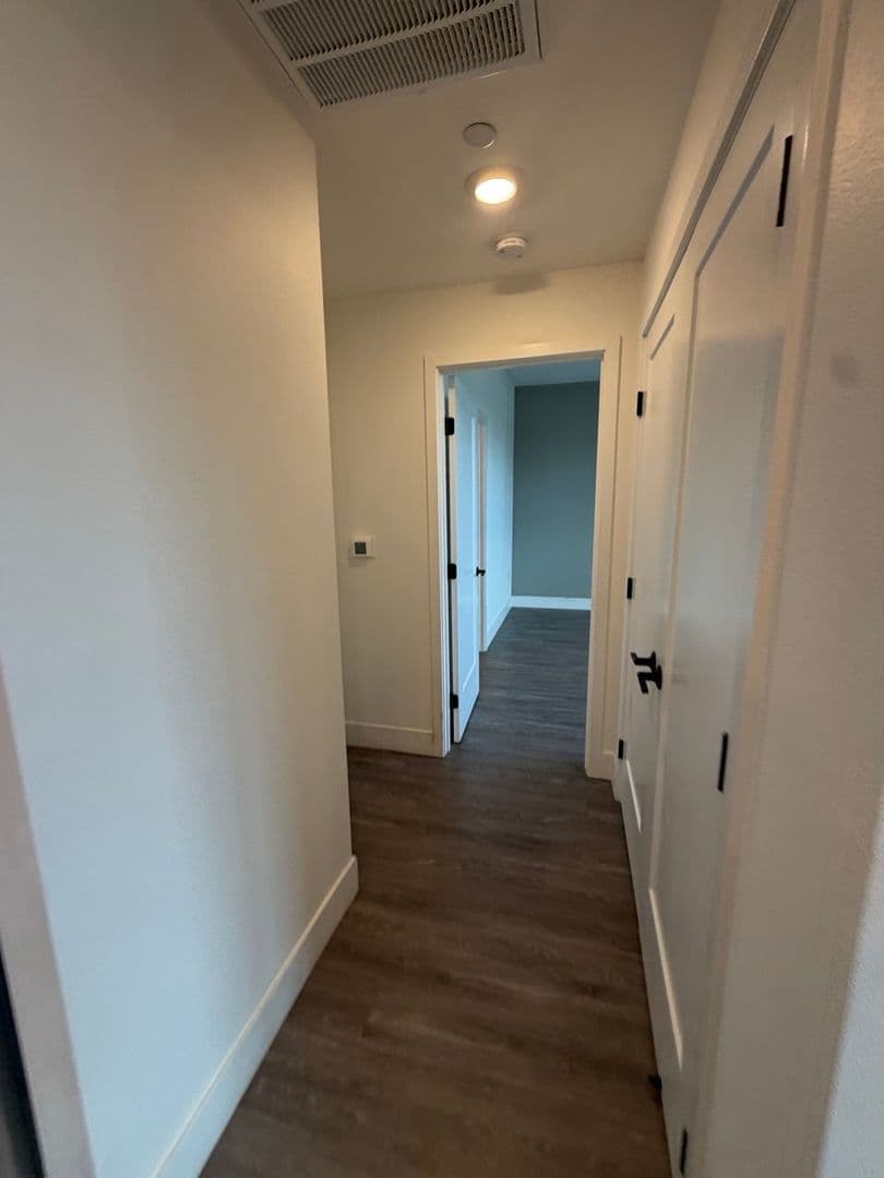Whittier Apartment: 8115 Via Alta