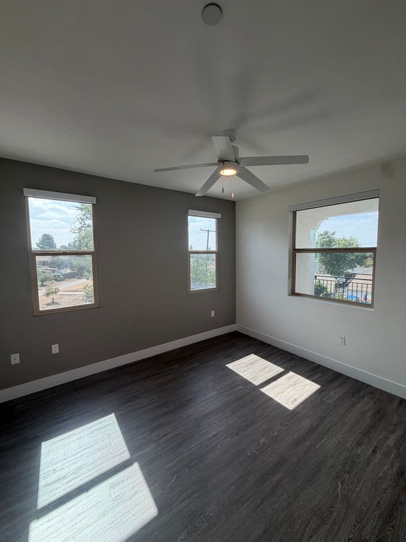 Whittier Apartment: 8115 Via Alta