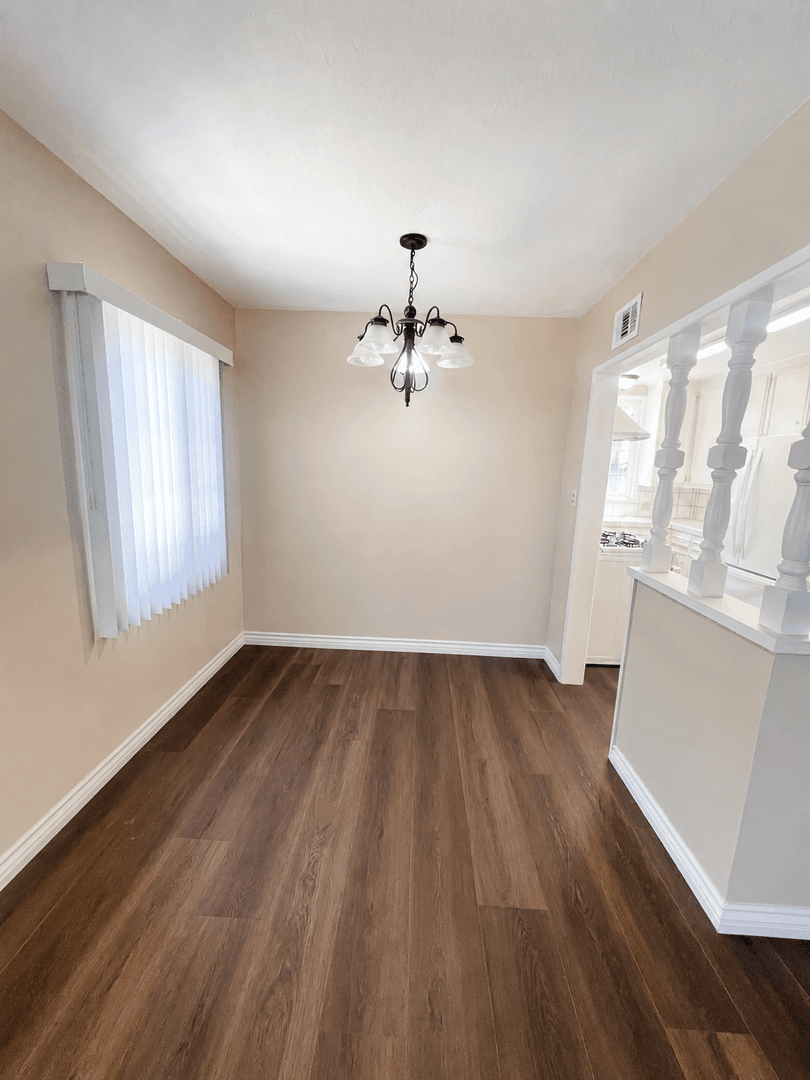 Whittier House: 13736 Cornishcrest Dr